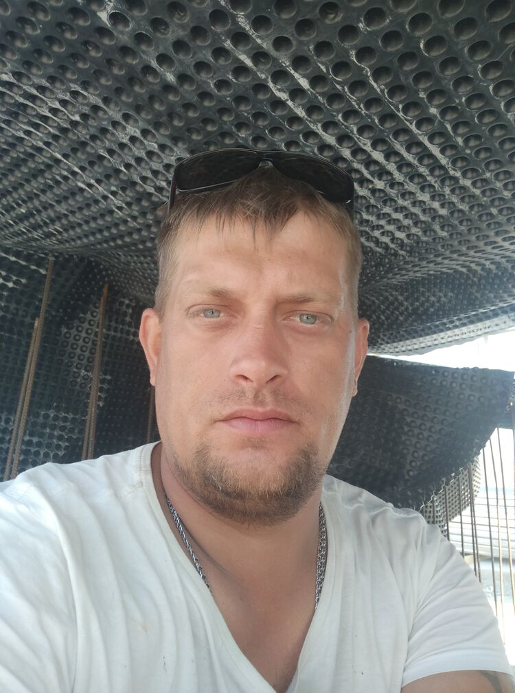 28420859  , 35 ,    