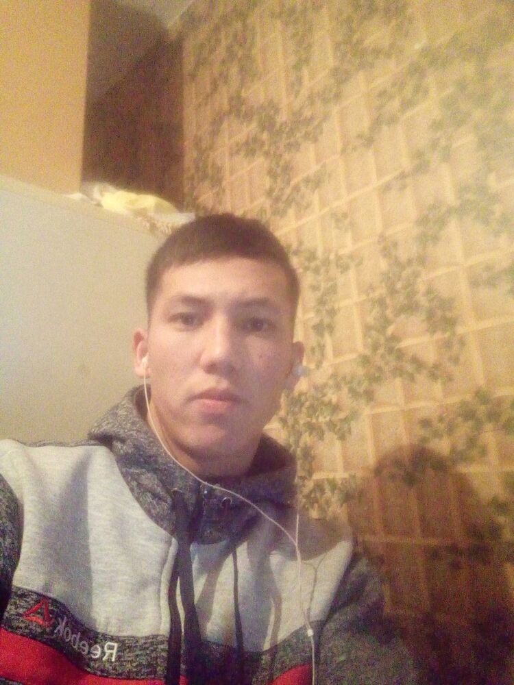  9573249  Alik, 29 ,    