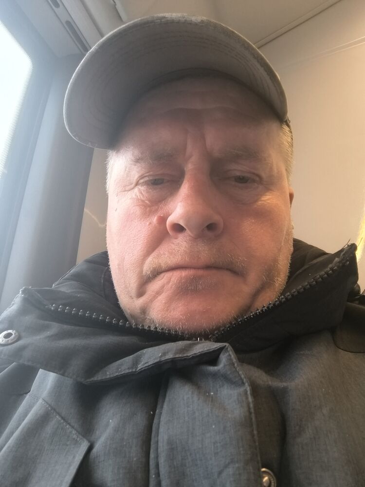  42299609  , 52 ,    