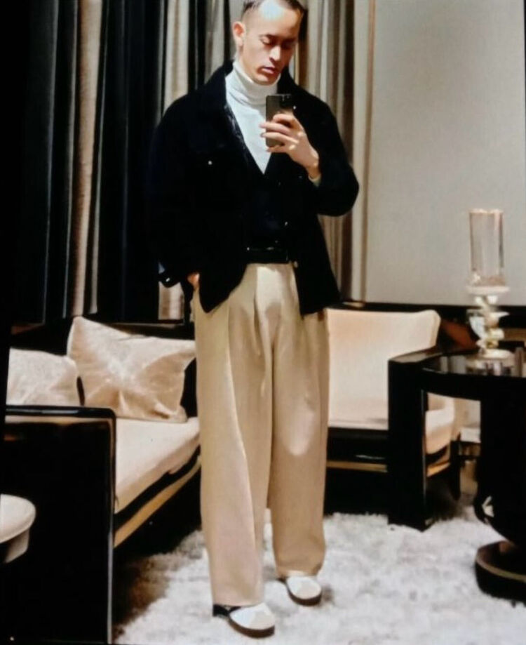 ���� 54837319 ������� �����, 32 ����, ���� ���������� � ������