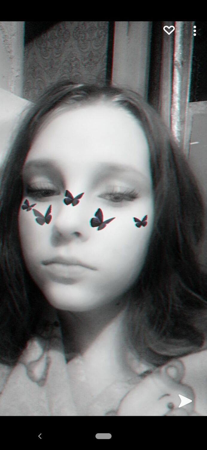  ,   Anastasia, 22 ,   ,   