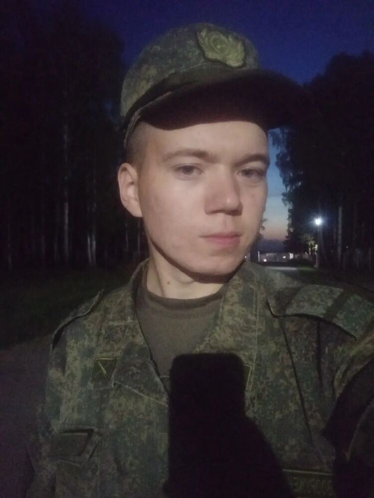  28105359  , 24 ,    