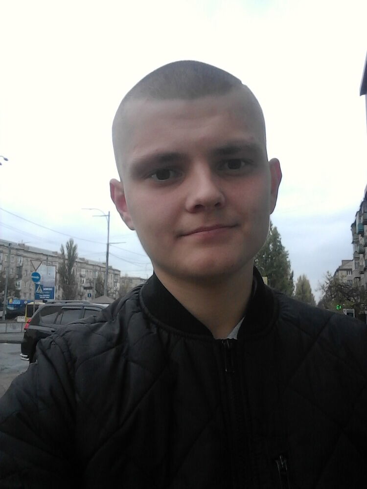  ,   David, 25 ,   