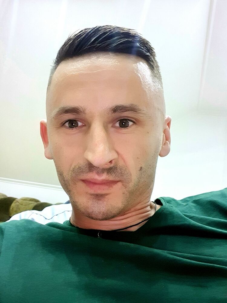  25260749  Rostik, 38 ,    