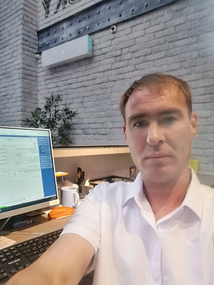  ,   ALEKSANDR, 38 ,   c 