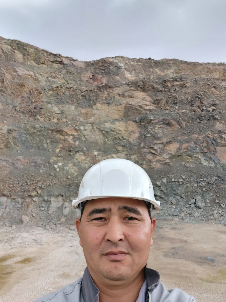  -,   , 37 ,   ,   