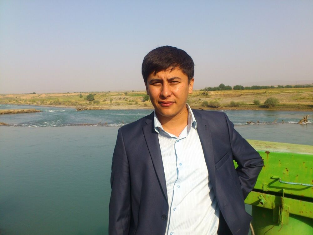  4061239  Nodirbek, 40 ,    