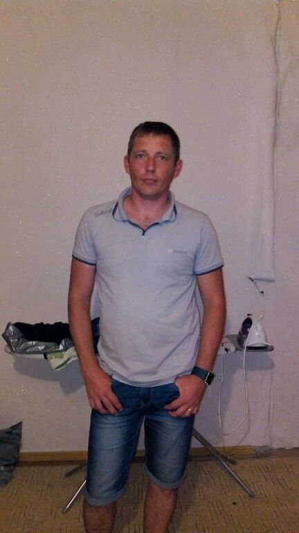  11811459  Andrey, 46 ,    