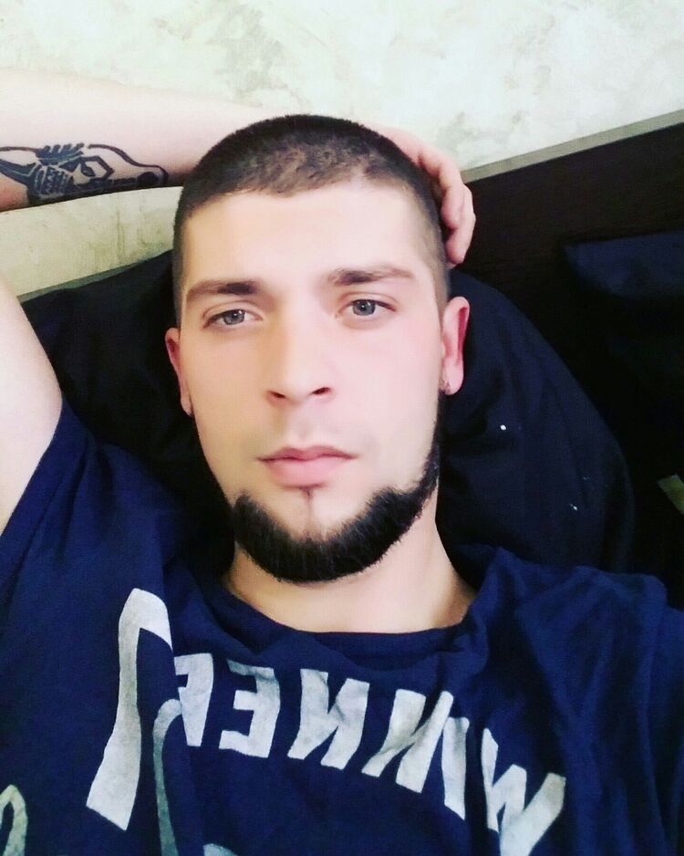  47867709  , 33 ,    