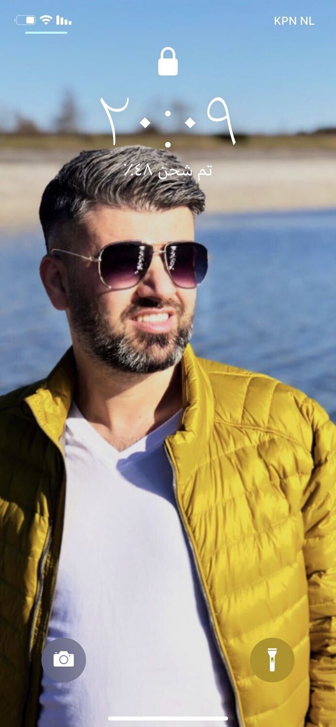  31074909  Aziz Farhad, 41 ,    Bildstein