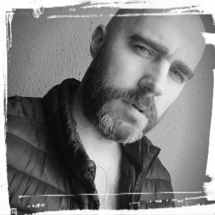 ���� 23899379 ������� ���������, 44 ����, ���� ���������� � �����-����������