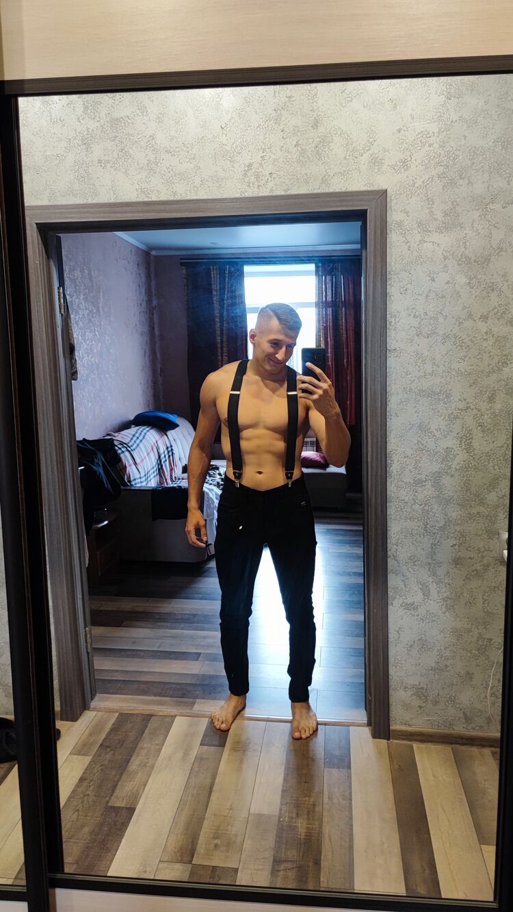  ,   Alex, 28 ,   ,   