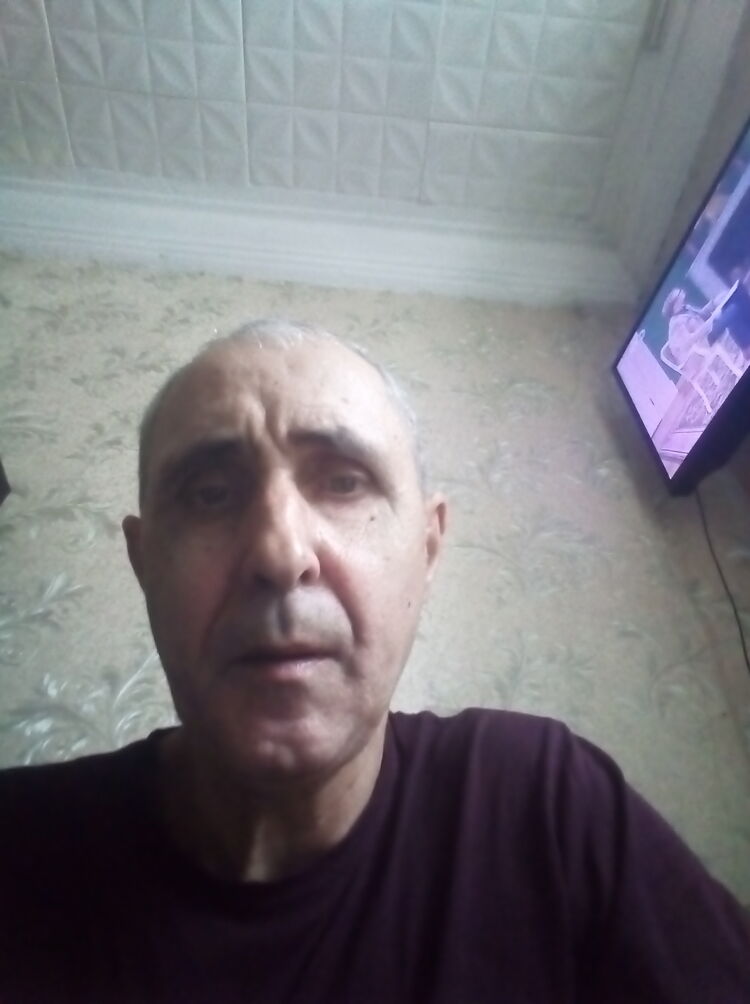  30563379  , 65 ,    