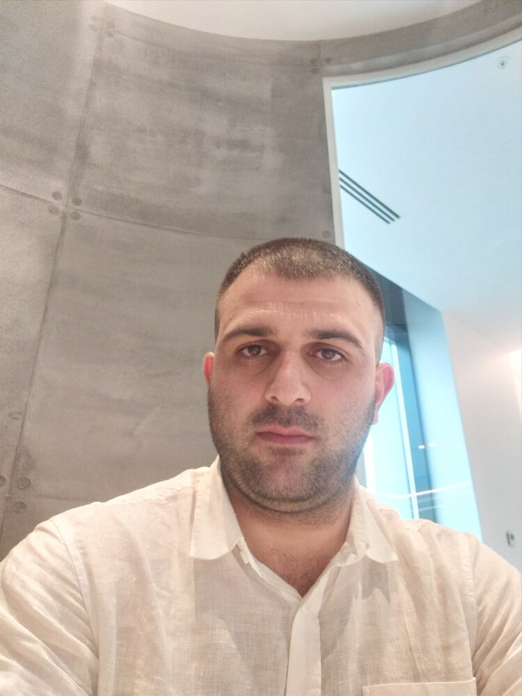 53643029  , 35 ,    