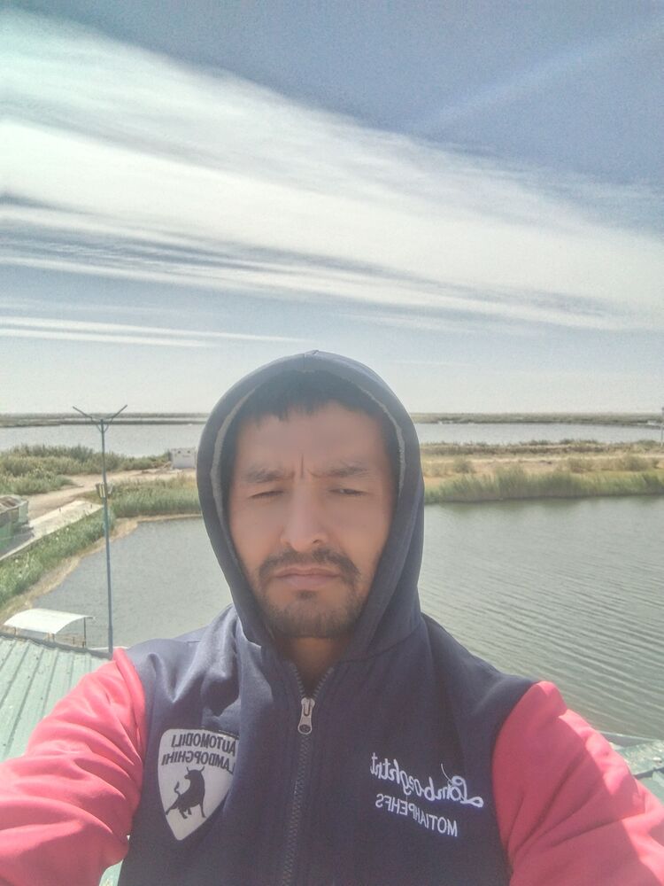  43318189  Qurbonova, 35 ,    