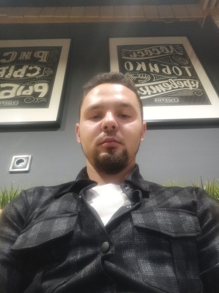  ,   Alex, 31 ,   ,   