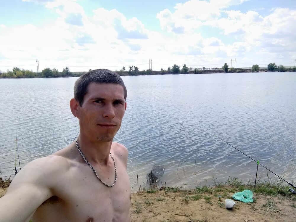  ,   Vikror, 33 ,   ,   , c 