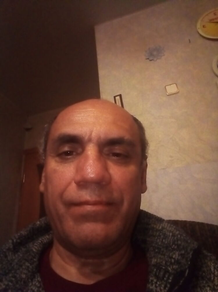  30287889  , 52 ,    