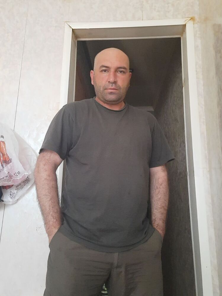  48156839  , 41 ,    