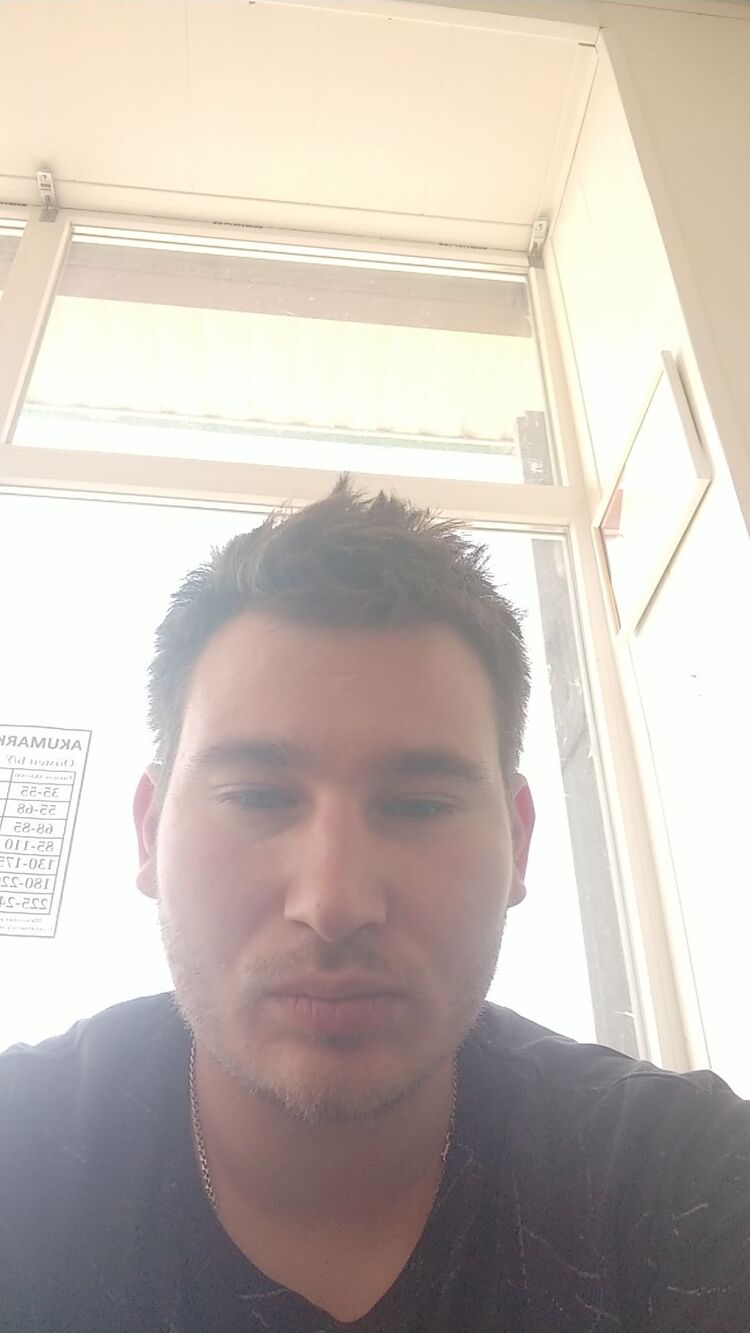  35172049  , 28 ,    