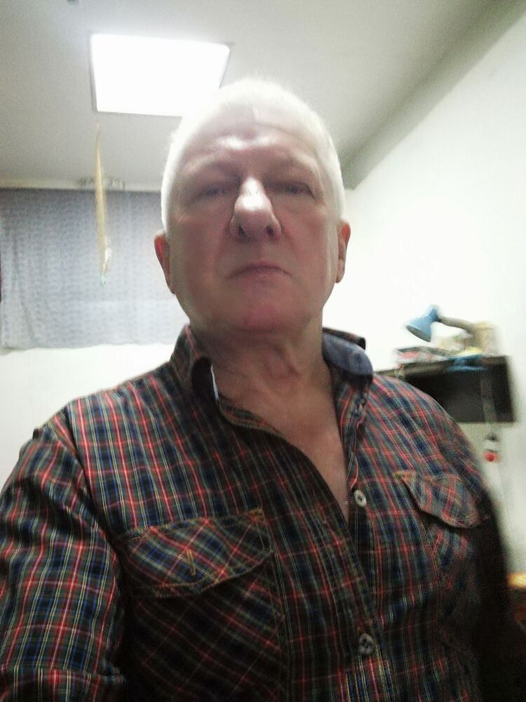  48954099  , 61 ,    