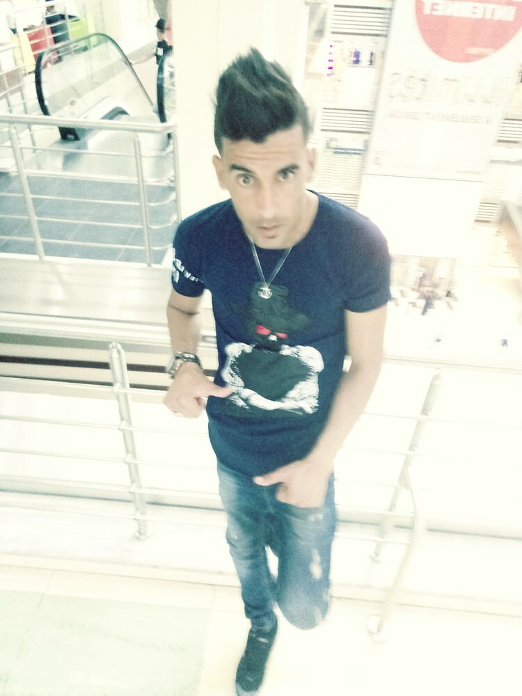  36714409  Houssem, 33 ,    Didouche Mourad
