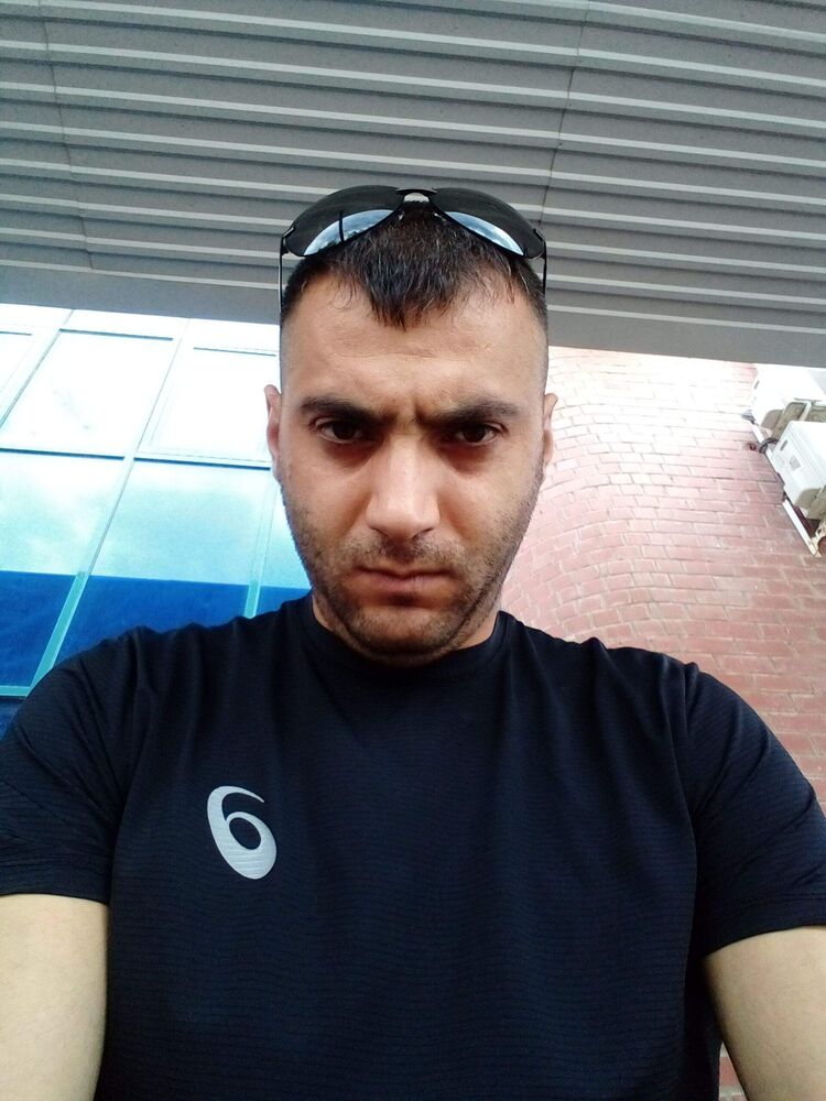   ,   Garegin, 31 ,   ,   
