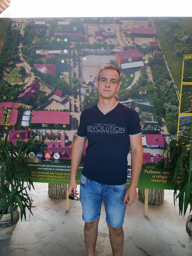  18062159  , 24 ,    