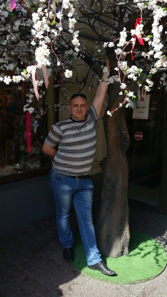  ,   Andrei, 41 ,   ,   , c 