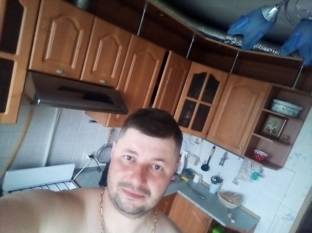  33704709  , 39 ,    
