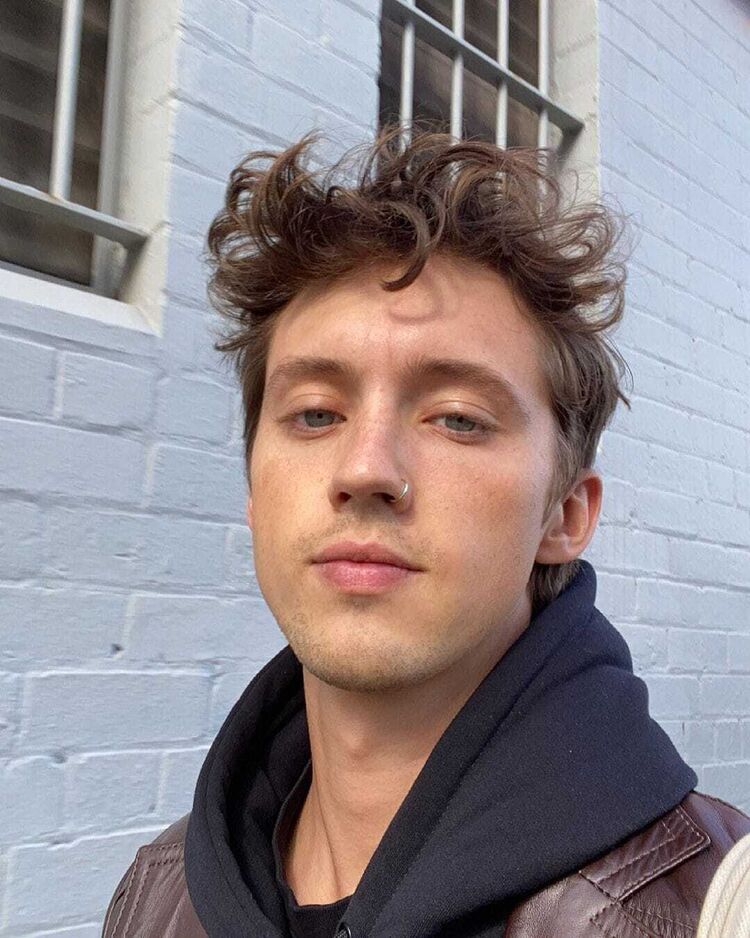  ,   , 28 ,     , c 