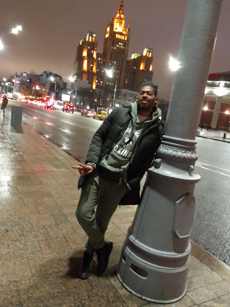  31414679  Ernesto, 28 ,    