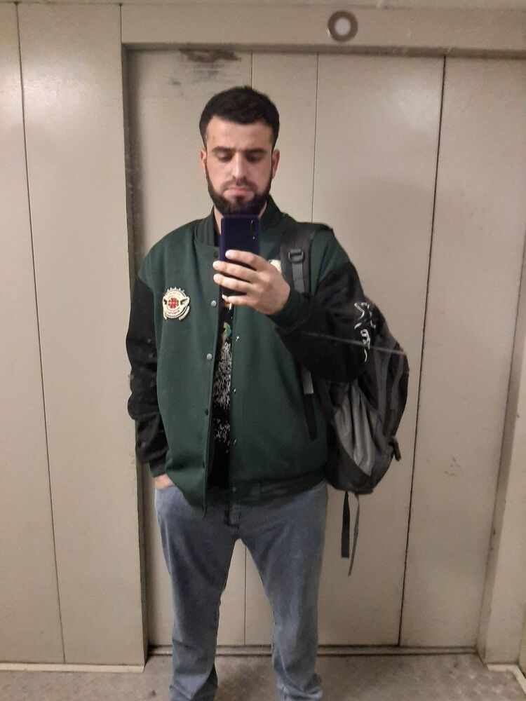  35168679  , 27 ,    