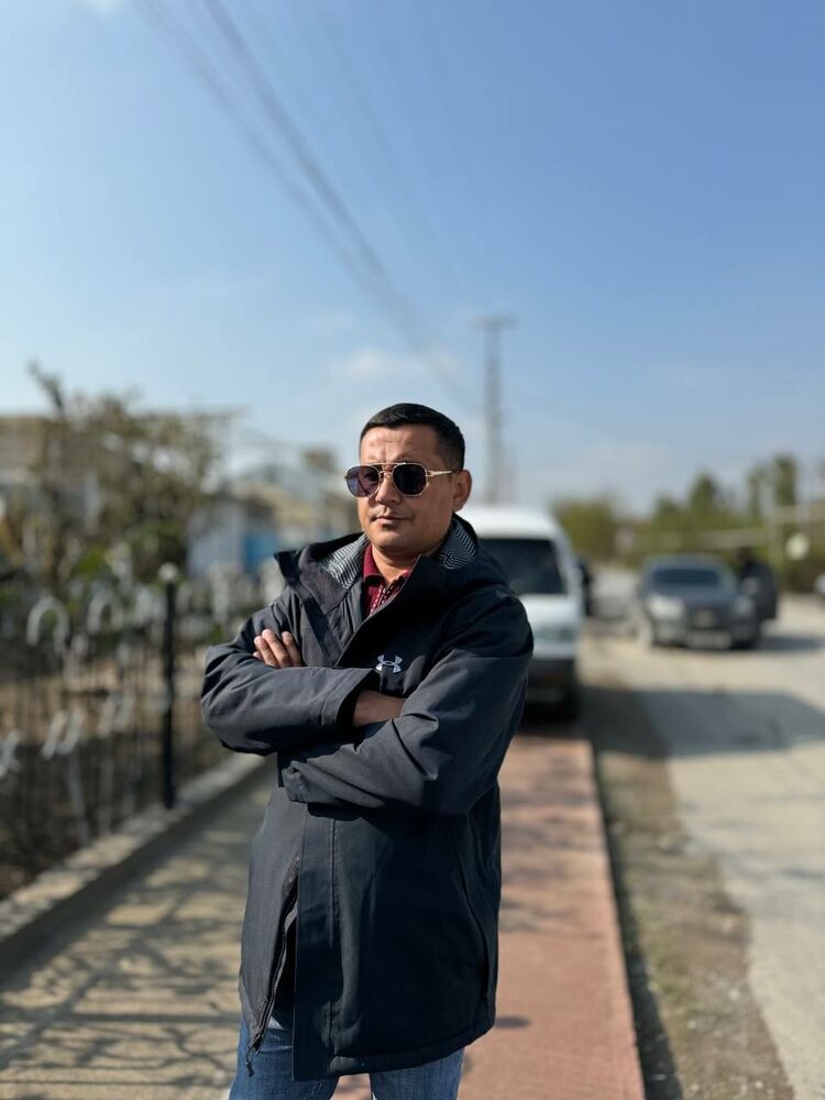  ,   Naim, 38 ,   ,   
