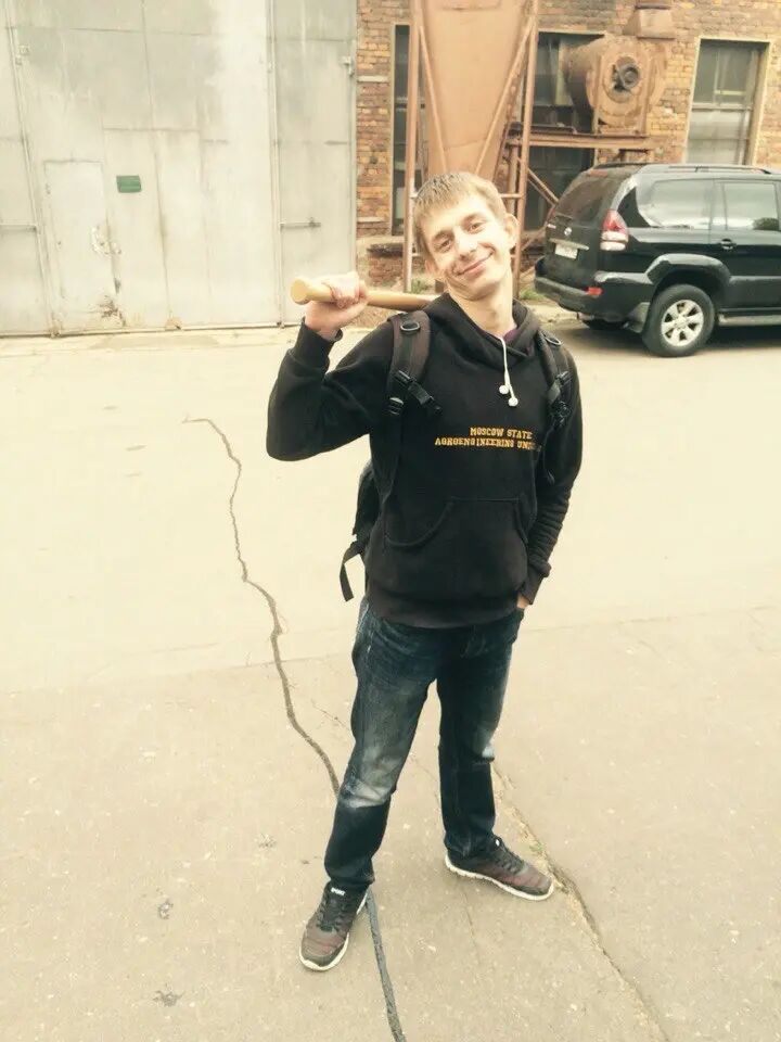  31948579  , 30 ,    