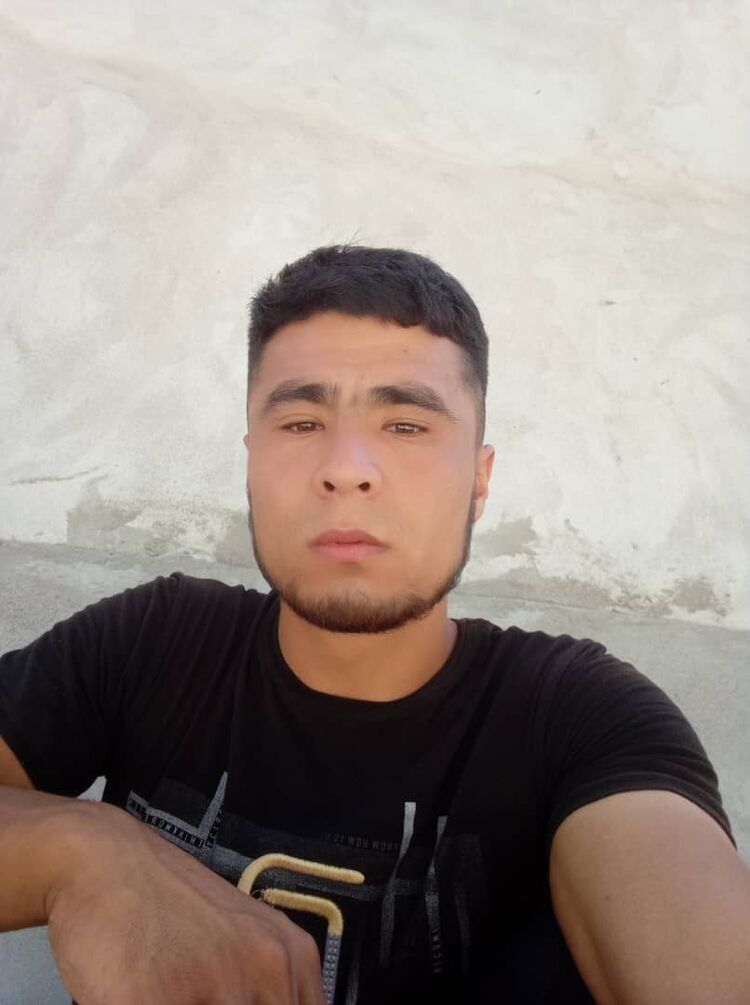  35193739  Muslim, 27 ,    