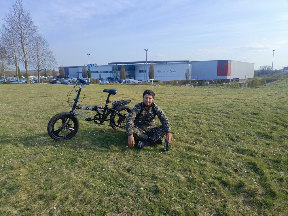  ,   Zirulloh, 27 ,     , c , 