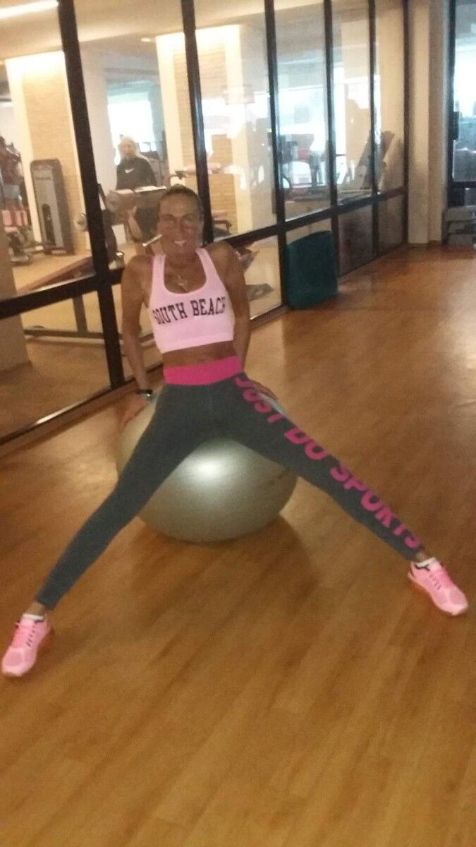 ���� 8309009 ������� Xxxxxxx, 49 ���, ���� ���������� � Rodange