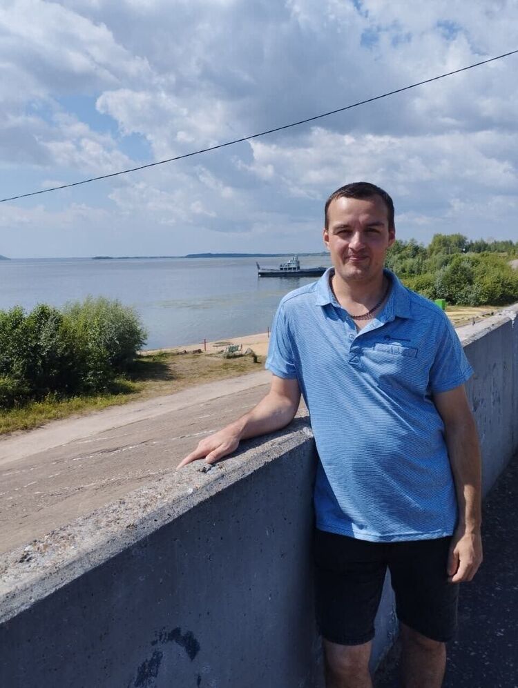  53676999  , 37 ,    -