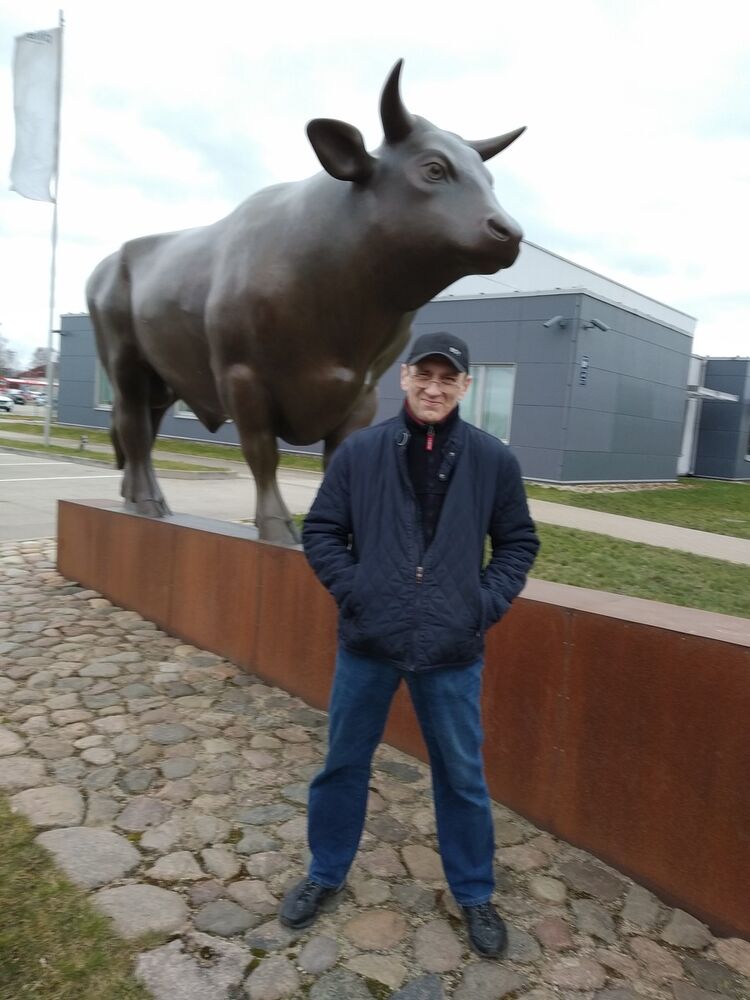  19701809  Slava, 60 ,    