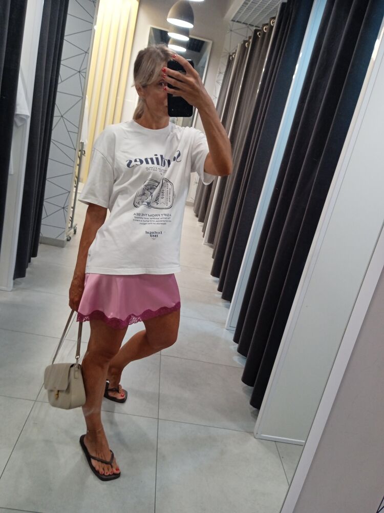  53438869  Karina, 46 ,     