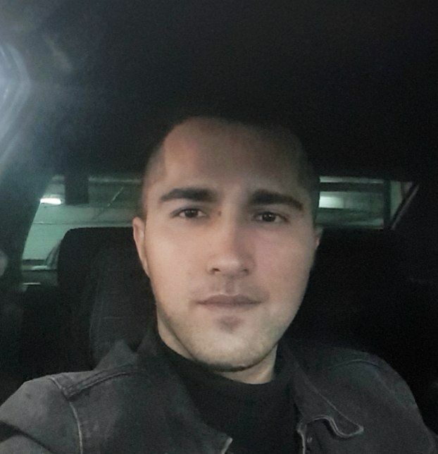  24419499  Timur, 29 ,    