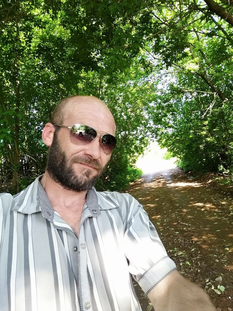  -,   , 42 ,   ,   
