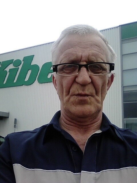  9761139  Mihails, 64 ,    Garbsen