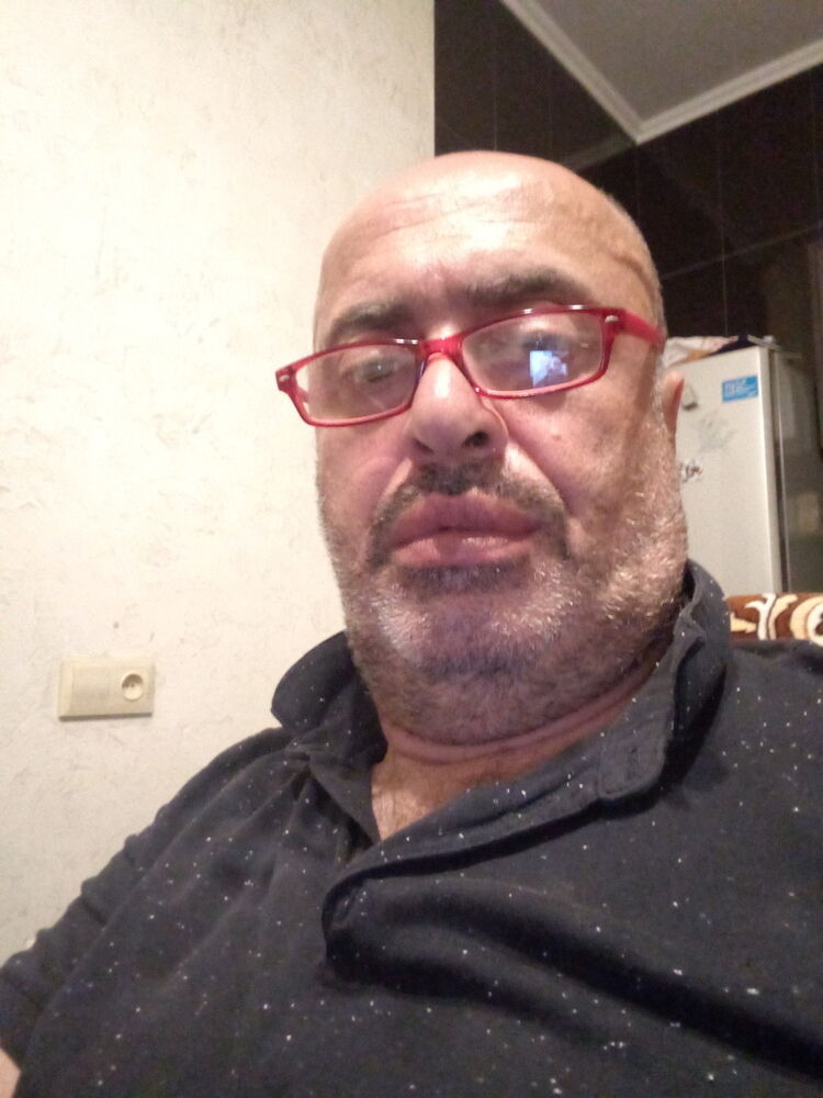  17750199  Avtandil, 53 ,    