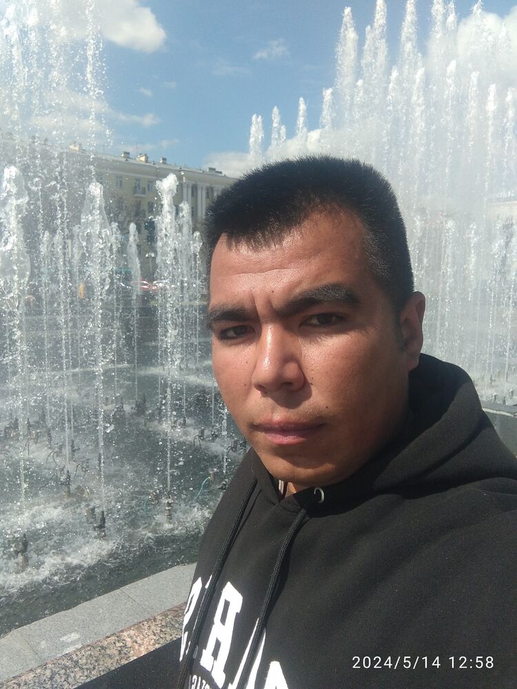  43562889  , 32 ,    -