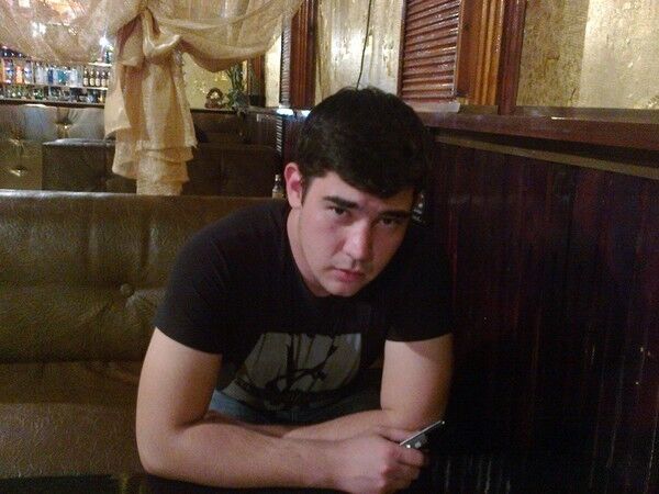  8983249  Prosto, 36 ,    