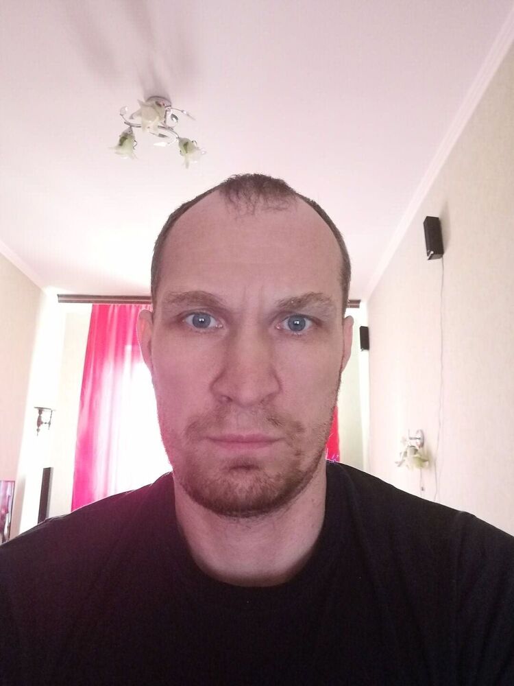 38042699  , 42 ,    