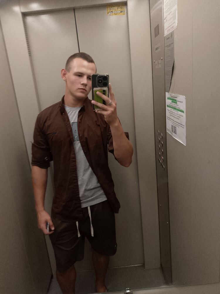  ,   Ivan, 19 ,   ,   