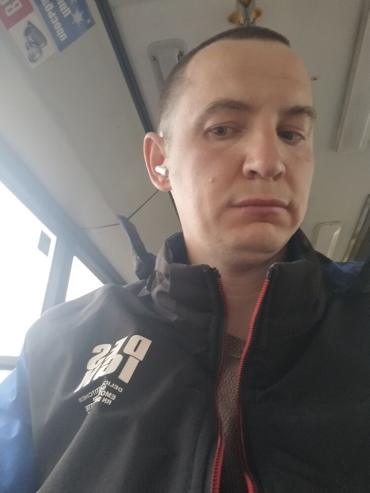  51540649  , 37 ,    